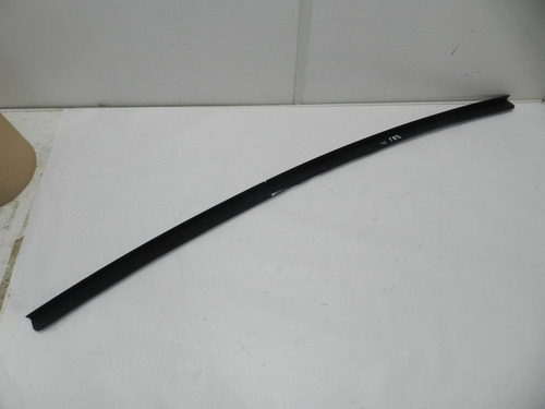Moldura Bigode Spoiler Para-choque Dianteiro Fiat Toro 15/21