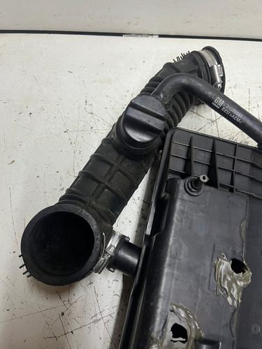 Caixa Ressoador Saída Filtro Ar Cobalt 2012 A 2016 Detalhe