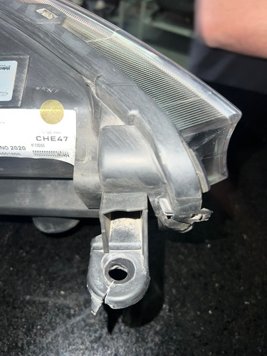 Farol Esquerdo Chery Arrizo 5 2020
