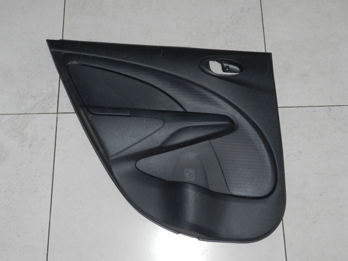 Forro Porta Traseira Esquerda Toyota Etios 2016 A 2020