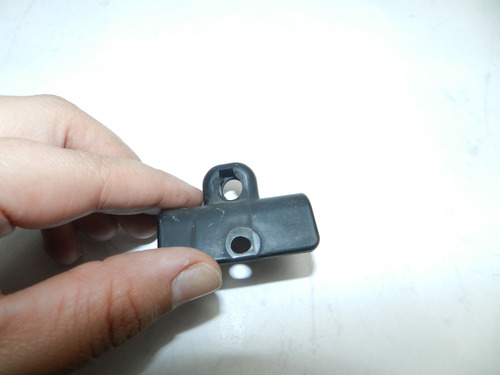 Suporte Vareta Haste Capô Gm Zafira Astra 99/12 2202098