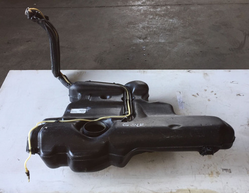 Tanque Combustível Golf Bora Audi A3 99/06 Gasolina Detalhe