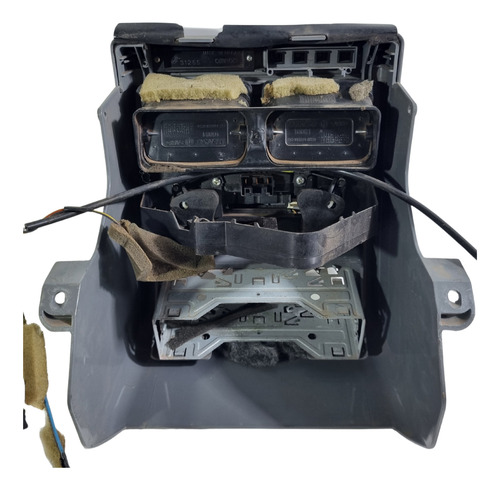 Moldura Central Comando De Ar Fiat Uno 2002 A 2012
