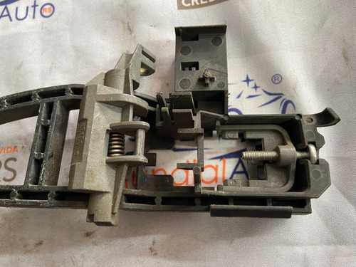 Suporte Maçaneta Traseira Direita Ford Focus 18107