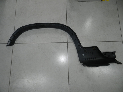 Moldura Aplique Para-lama Traseiro Esquerdo Fiat Toro 17/21