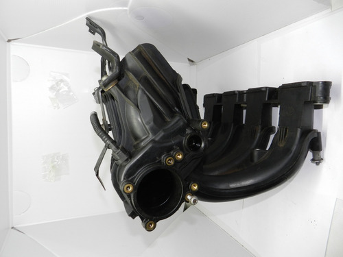 Coletor Admissão Bmw X1 2.0 16v 2011 Cuzn38pb15