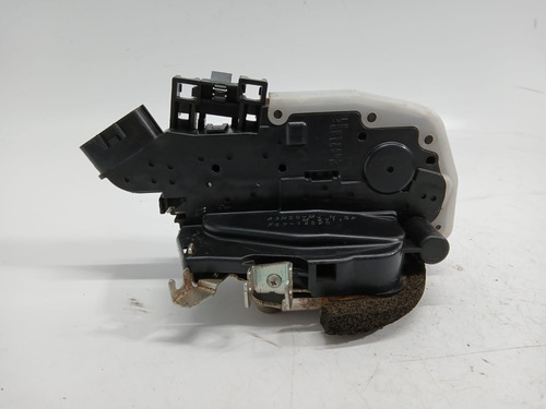 Fechadura Porta Traseira Esquerda Nissan March Versa 12 A 20