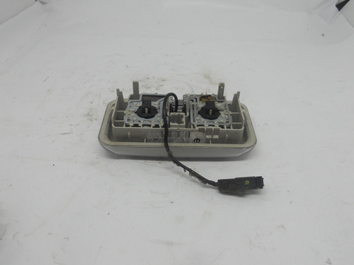 Lanterna Luz Teto Cortesia Fiat Mobi 2019 01002211860