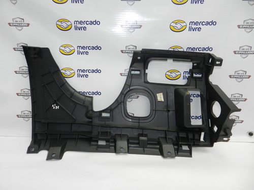 Moldura Inferior Caixa Fusíveis Megane 06/13 Com Detalhe