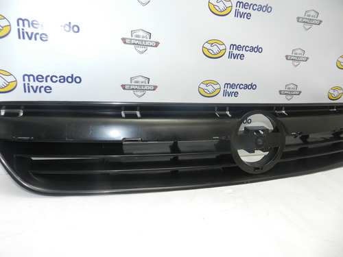 Grade Radiador Dianteira Gm Corsa Montana 03/12 93356285