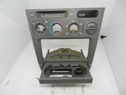 Moldura Comando Ar Toyota Corolla 1998 A 2002 554111a040