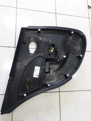 Forro De Porta Traseira Direita Nissan March 2017  1381*