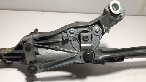 Armação Limpador De Para Brisa C/ Motor Mercedes - Benz C200