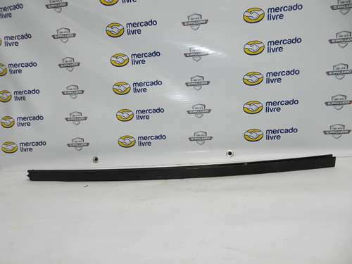 Trilho Vidro Traseiro Esquerdo Fiat Uno Vivace 2010 A 2015