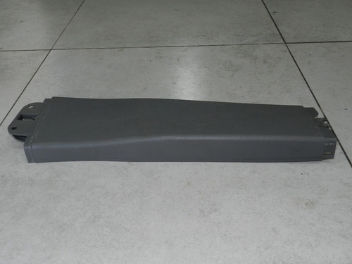 Acabamento Inferior Coluna Direita Gm Zafira 2202098