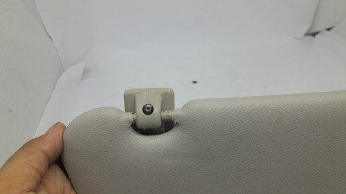 Quebra-sol Lado Esquerdo C/ Suporte Peugeot 307 2002 A 2012