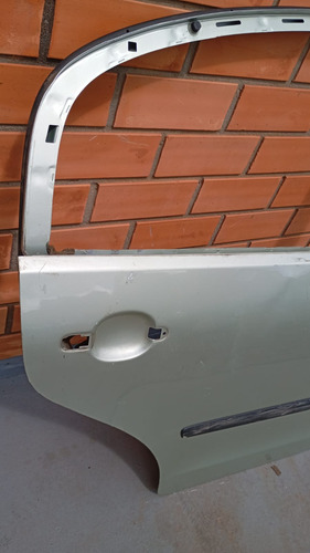 Porta T Direita Volkswagen Polo Sedan 03 /12 6q5833312 25695