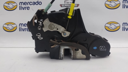 Fechadura Manual C/ Trava Elet Dianteira Direita Hilux 05/15