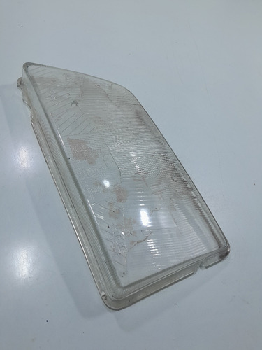 Lente Farol Lado Esquer Gm Kadett 89/98  C/detalhe (vj)e101