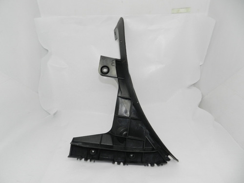 Guia Para-choque Traseiro Esquerdo Audi A3 97/06 8l0807377f