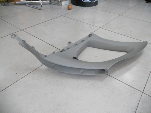 Acabamento Coluna Porta Malas Direito Renault Scenic 00 A 06