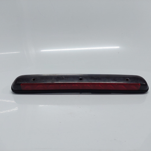 Luz De Freio Break Ligth Chevrolet Montana Ano 2005 A 2010
