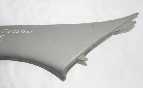 Moldura Lado Esquerdo Coluna Para-brisa Hyundai Tucson 06/16