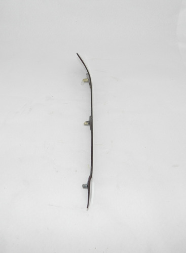 Friso Traseiro Esquerdo Vw Santana 1993 A 1998 3258532172