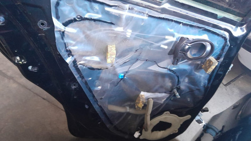 Porta Traseira Esquerda Nissan March Active 2015 A 2020