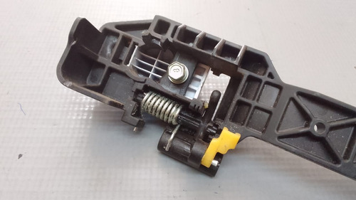 Suporte Maçaneta Dianteira Direita Hyundai Hb20   24012