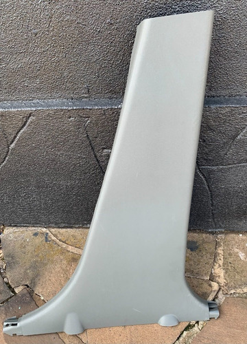 Moldura Acabamento Coluna Direita Nissan Sentra 07/13