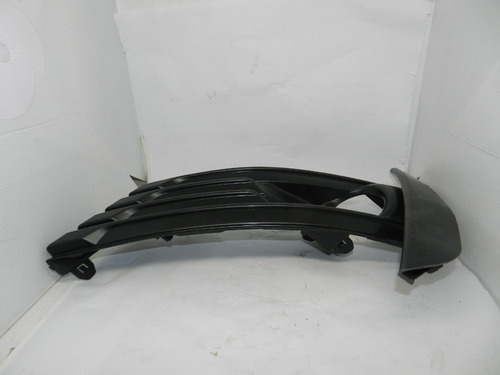 Moldura Farol Milha Direito Toyota Corolla 17/19 Paralela