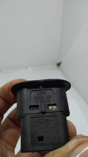 Botão Vidro Elétri Diant Dir Ford Focus Hatch 01 2s6514529aa