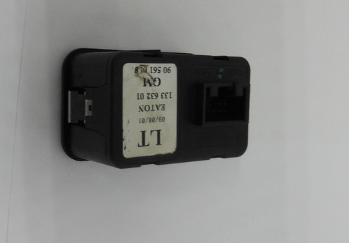 Botão Vidro Dianteiro Esquerdo Gm Astra 2.0 8v 2002 90561088