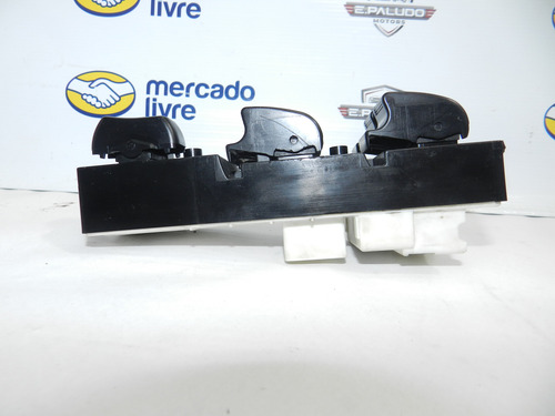 Comando Vidro Dianteiro Esquerdo Corolla 1.8 98/02 Detalhe