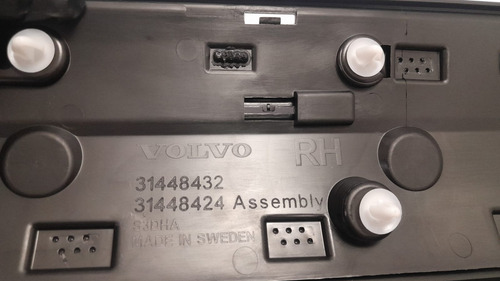 Friso Aplique Porta Traseira Direita Volvo Xc90 2016 A 2024