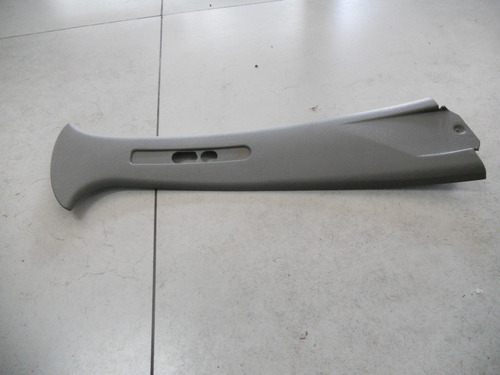 Acabamento Colina Direita Citroen Xsara Picasso 9630266577