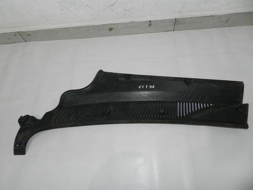 Grade Churrasqueira Direita Fiat Doblo 2005 A 2013 Detalhe