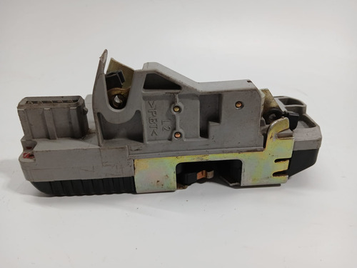 Fechadura Da Porta Traseira Esquerda Peugeot 306 1995 A 2001