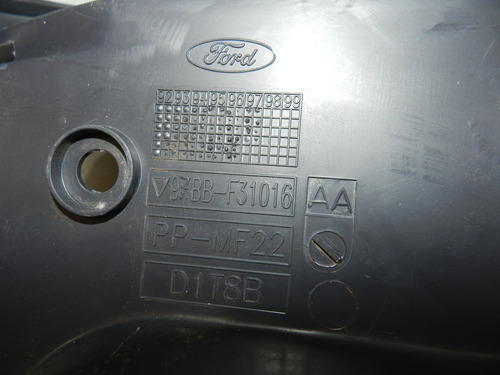 Acabamento Lateral Banco Traseiro Direito Mondeo 97/00 Detal