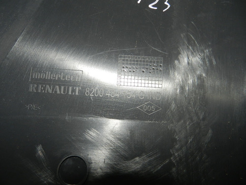 Acabamento Coluna Esquerda Renault Megane 2006 2007 A 2012