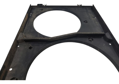 Defletor Do Radiador Audi A3 1.6 2000 (al) Com Detalhe