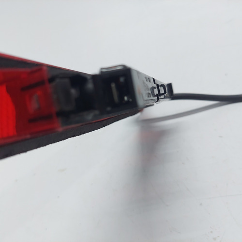 Luz De Freio Break Ligth Ford Fiesta Hatch 2004 2013