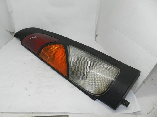 Lanterna Direita Paralela Renault Kangoo 99/03 Com Detalhes