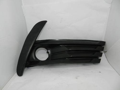 Moldura Farol Milha Direito Toyota Corolla 17/19 Paralela