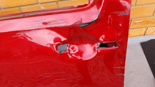 Porta Dianteira Esquerda Nissan Frontier 2008/2014 Detalhe