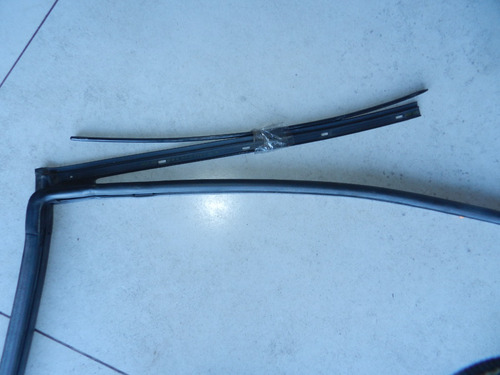 Borracha Porta Traseira Esquerda Hyundai Tucson 2007 A 2014