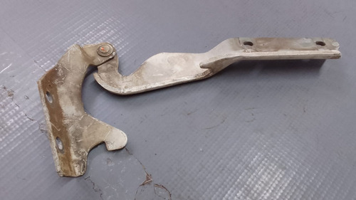 Dobradiça Braço Esquerdo Capô Fiat Palio Strada Siena  23760