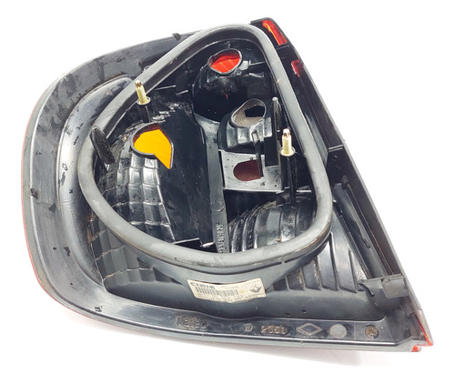 Lanterna Traseira Direita Renault Clio Sedan 2000 A 2003 