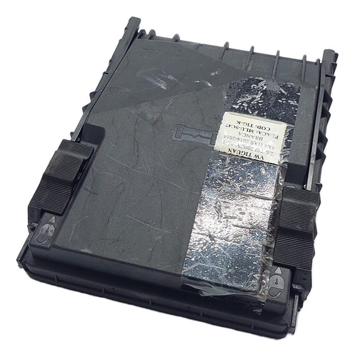 Tampa Da Caixa De Fusíveis Volkswagen Jetta Ano 2006 A 2010